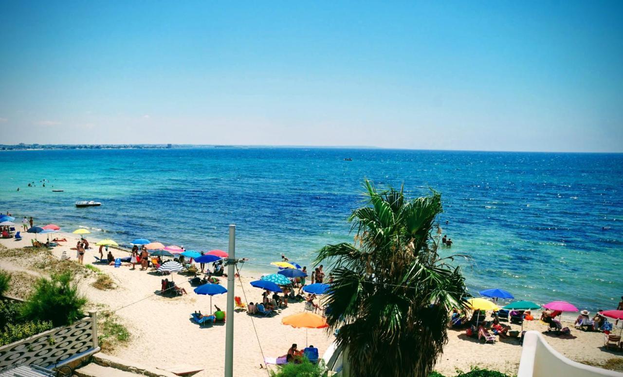 Porto Cesareo Appartamento Panoramico Fronte Mare Con Parcheggio Coperto Torre Lapillo Εξωτερικό φωτογραφία