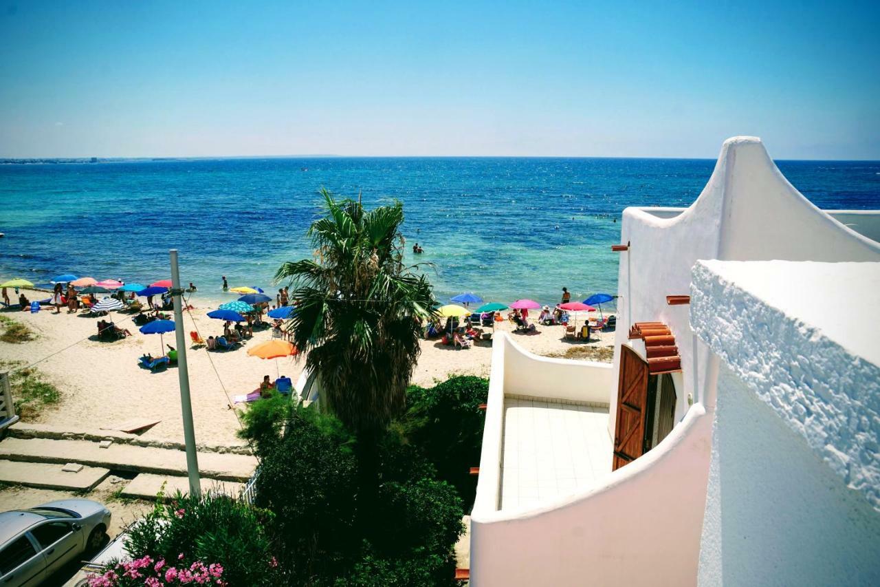 Porto Cesareo Appartamento Panoramico Fronte Mare Con Parcheggio Coperto Torre Lapillo Εξωτερικό φωτογραφία